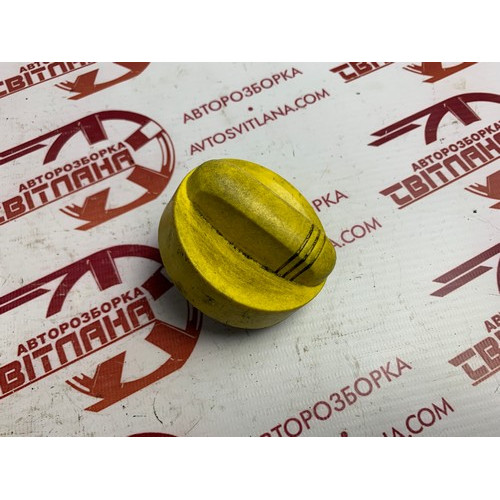 Кришка маслозаливної горловини Opel Vivaro 2007-2014 93198465